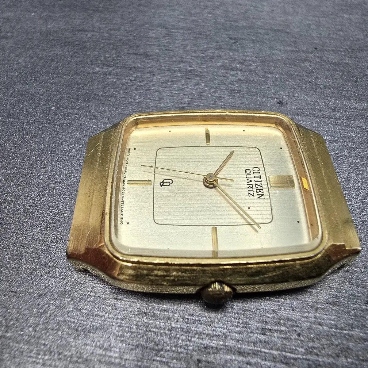 Citizen CQ Tank Watch Men 27mm Champagne Dial Gold Octagon 4031-893514 PARTS6