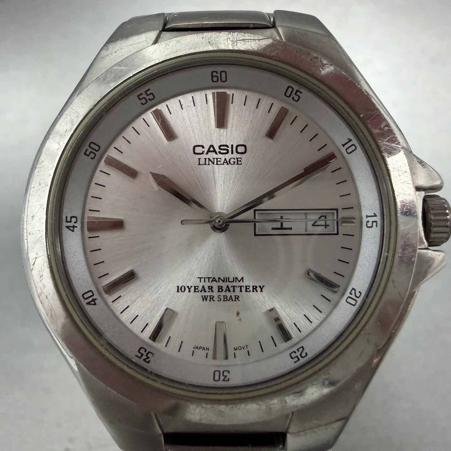 Casio Lineage Titanium Watch Men 38mm Silver Dial Daydate LIN-171J New Battery I1