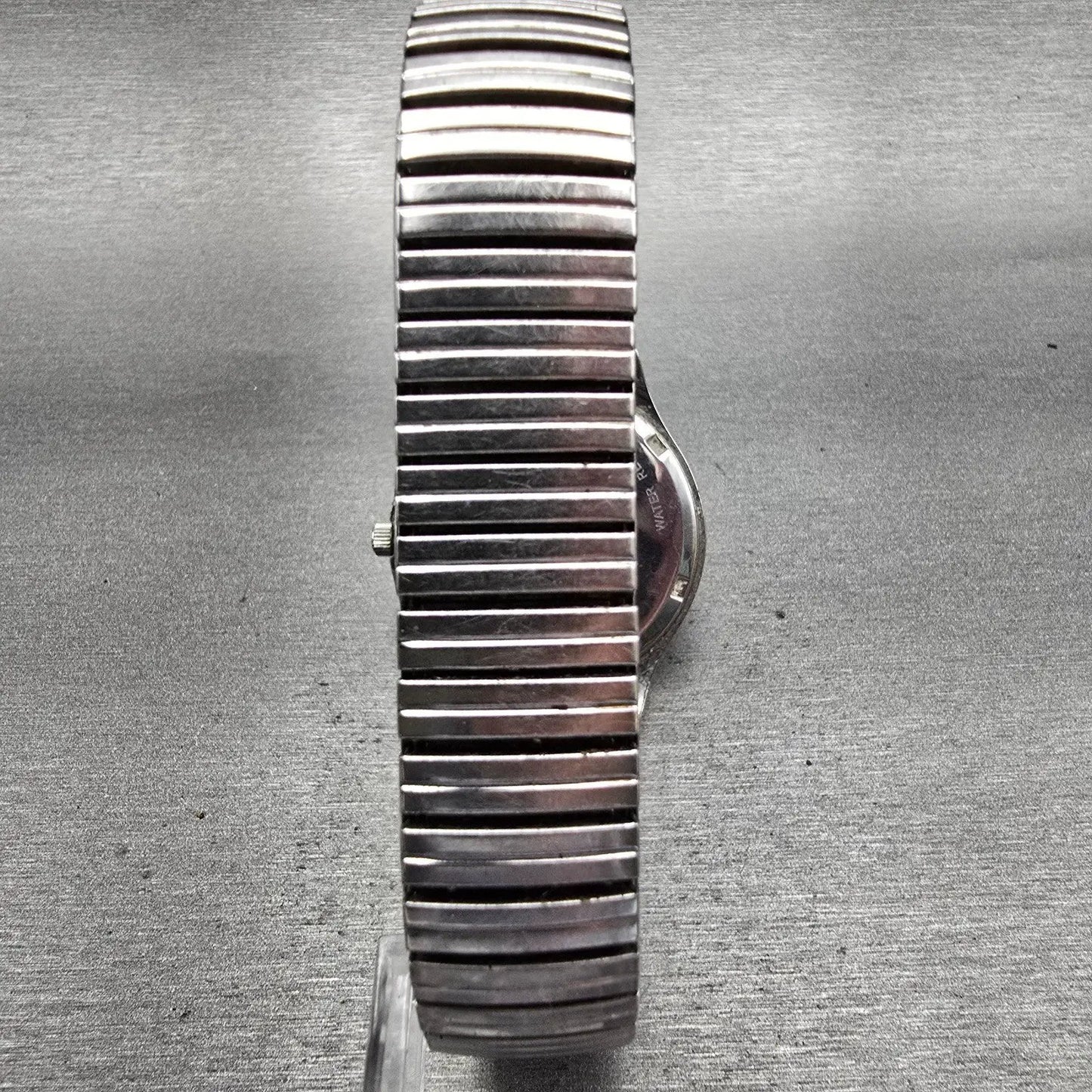 Seiko Pulsar Watch Men 37mm Silver Dial Silver Tone Daydate VX43-X077 New Batt7