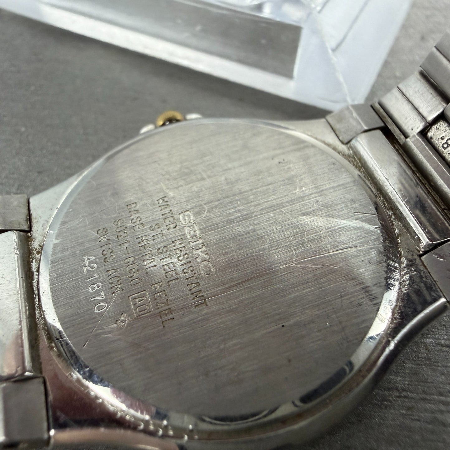 Seiko Chronos Watch Men 32mm White Dial Two Tone Round 9021-6030 New Battery9
