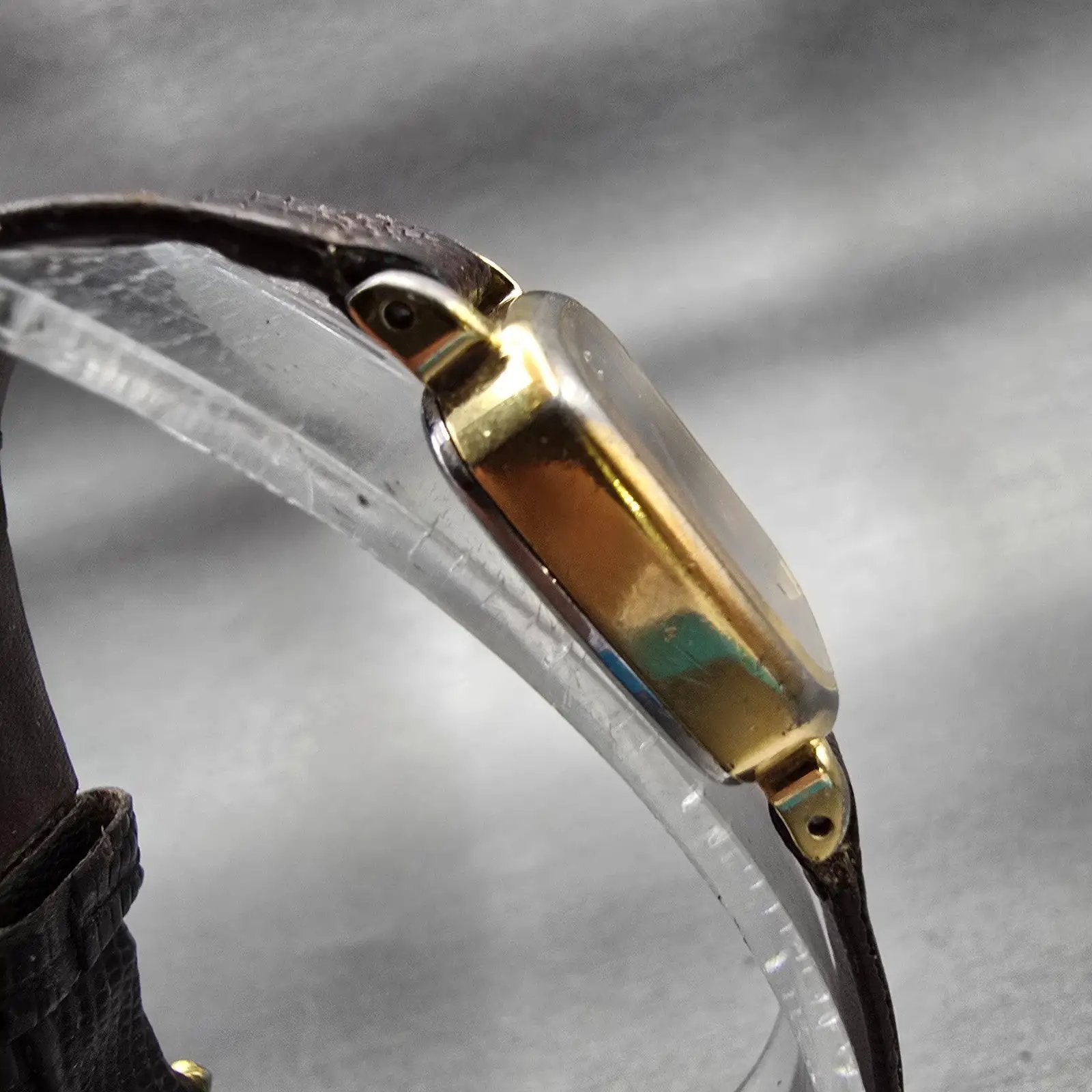 Seiko Watch Women 16mm Brown Dial Gold Tone Rectangle 1400-5309 New Battery VTG3