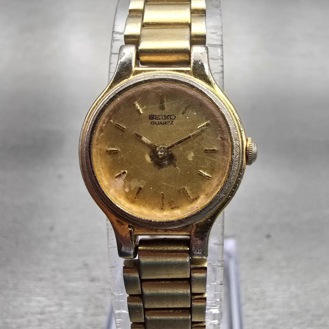 Seiko Watch Women 19mm Gold Dial Gold Tone Round 4N00-0069 New Battery Vintage0