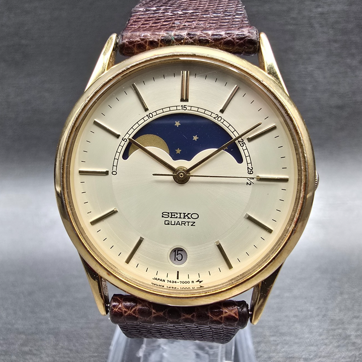 Seiko Moon Phase Watch Men 32mm Ivory Dial Gold Date 7434-7008 New Battery0