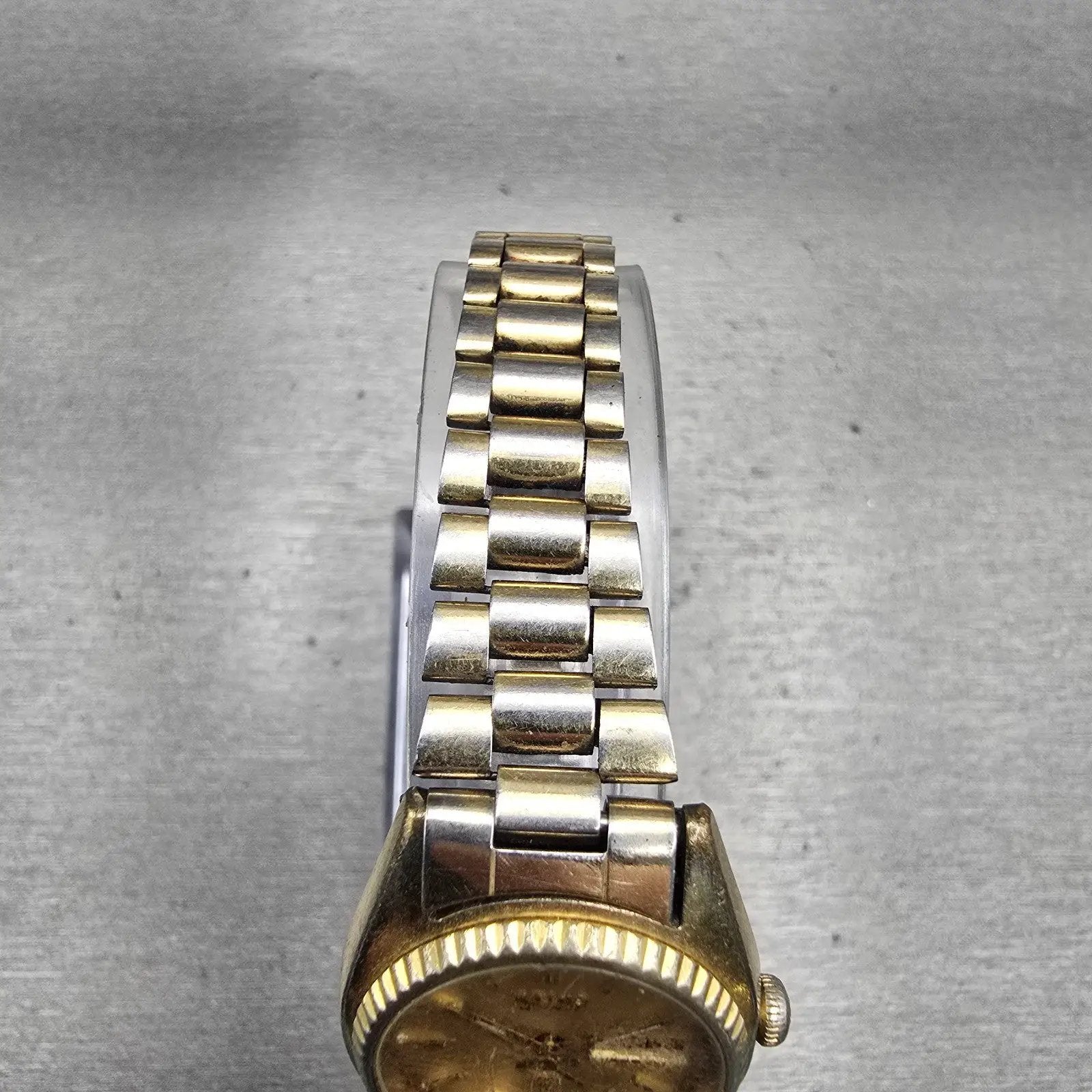 Seiko SQ Watch Women 24mm Gold Dial Gold Tone Daydate Round 2626-0150 New Batt4