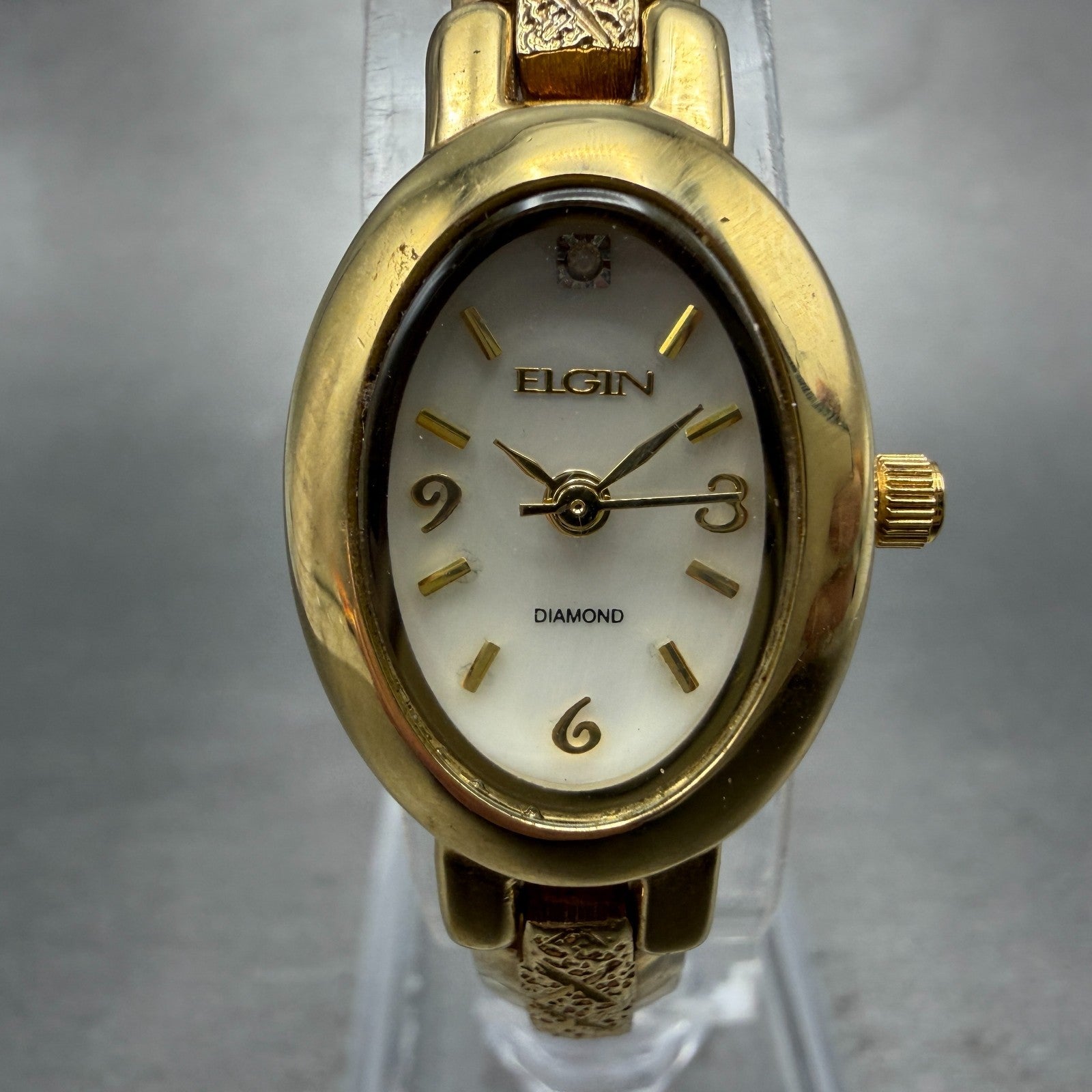 Elgin Watch Women 18mm MOP Dial Gold Tone Oval EG8074 Diamond New Battery GT760