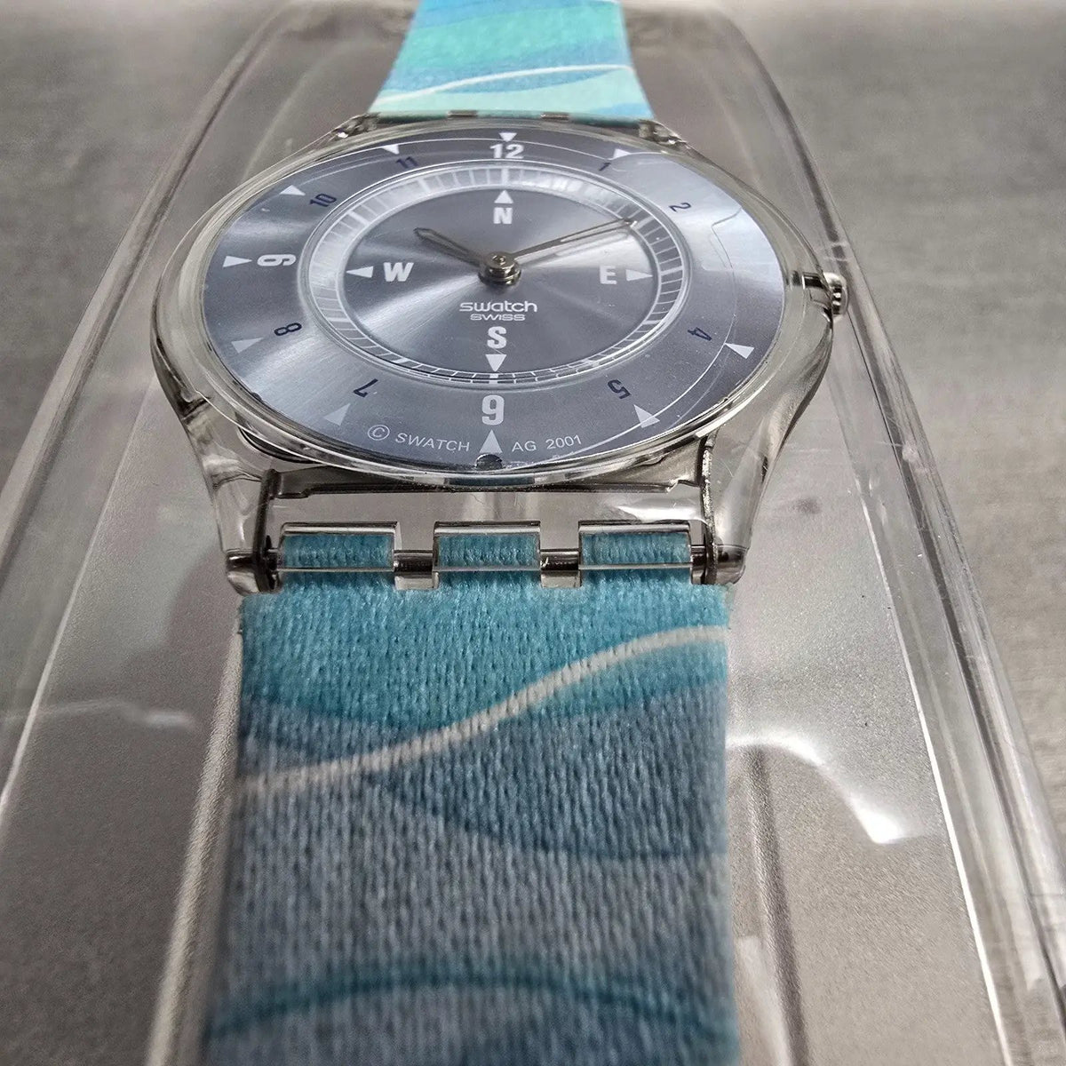 Swatch Skin James Bond Thunderball Watch Men 34mm SFK154 New Battery NOS7