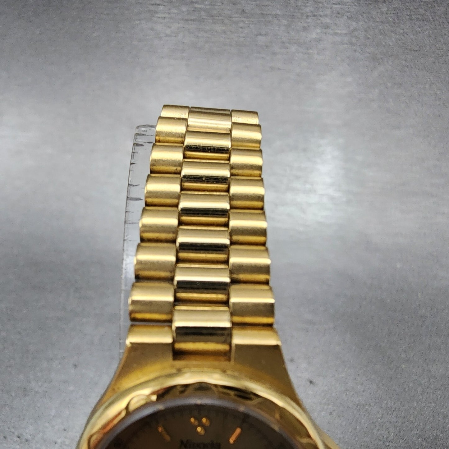 Nivada Watch Women 23mm Gold Dial Gold Tone Round N5700 PARTS5