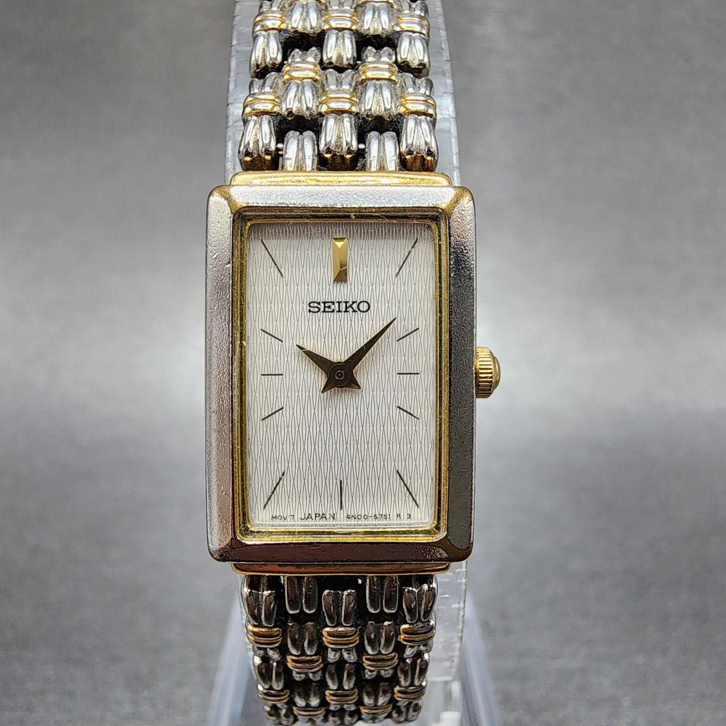 Seiko Tank Watch Women 15mm White Dial Two Tone Rectangle 4n007149 New Battery0