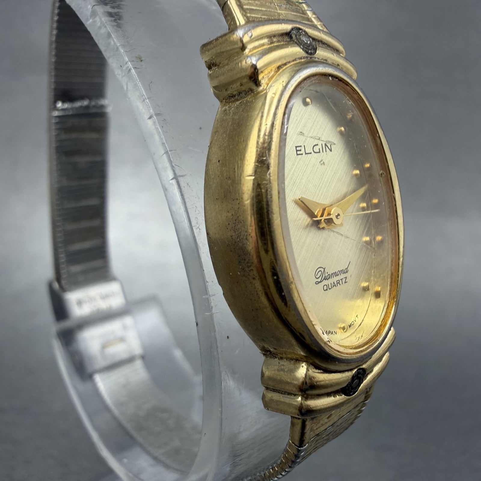 Elgin Watch Women 16mm Champagne Dial Gold Tone Oval Diamond Quartz New Battery3