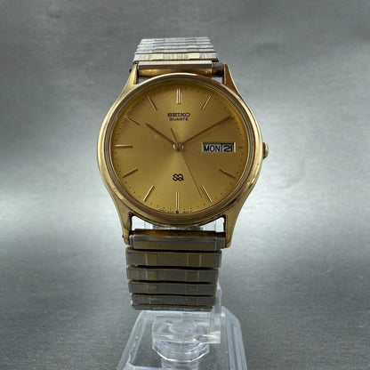 Seiko SQ watch Men 33mm Champagne Dial Gold Tone Daydate 5H23-7B00 New Battery5