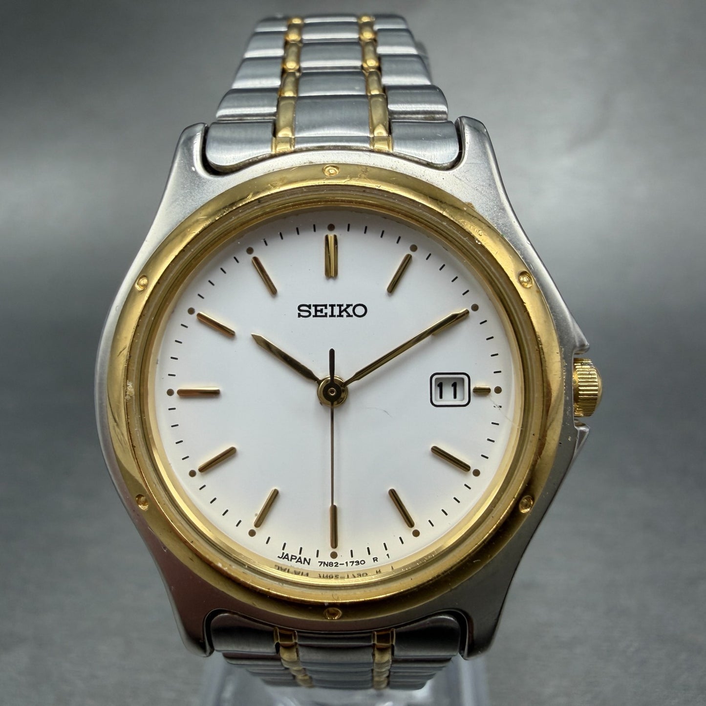 Seiko Watch Women 28mm White Dial Two Tone Date Round 7N82-0790 New Battery VTG1