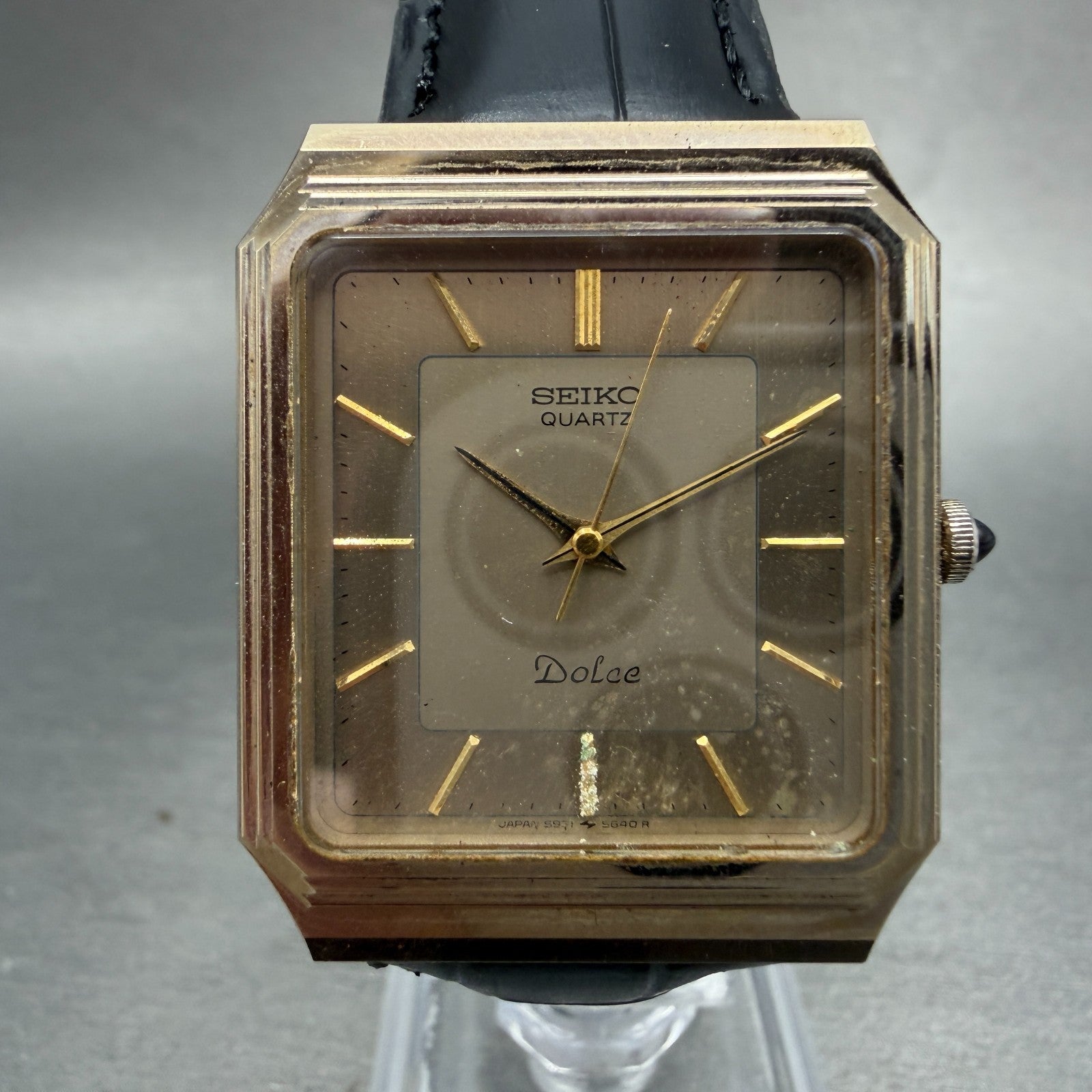 Seiko Dolce Tank Watch Men 29mm Champagne Dial Gold Tone 5931-5490 New Battery0