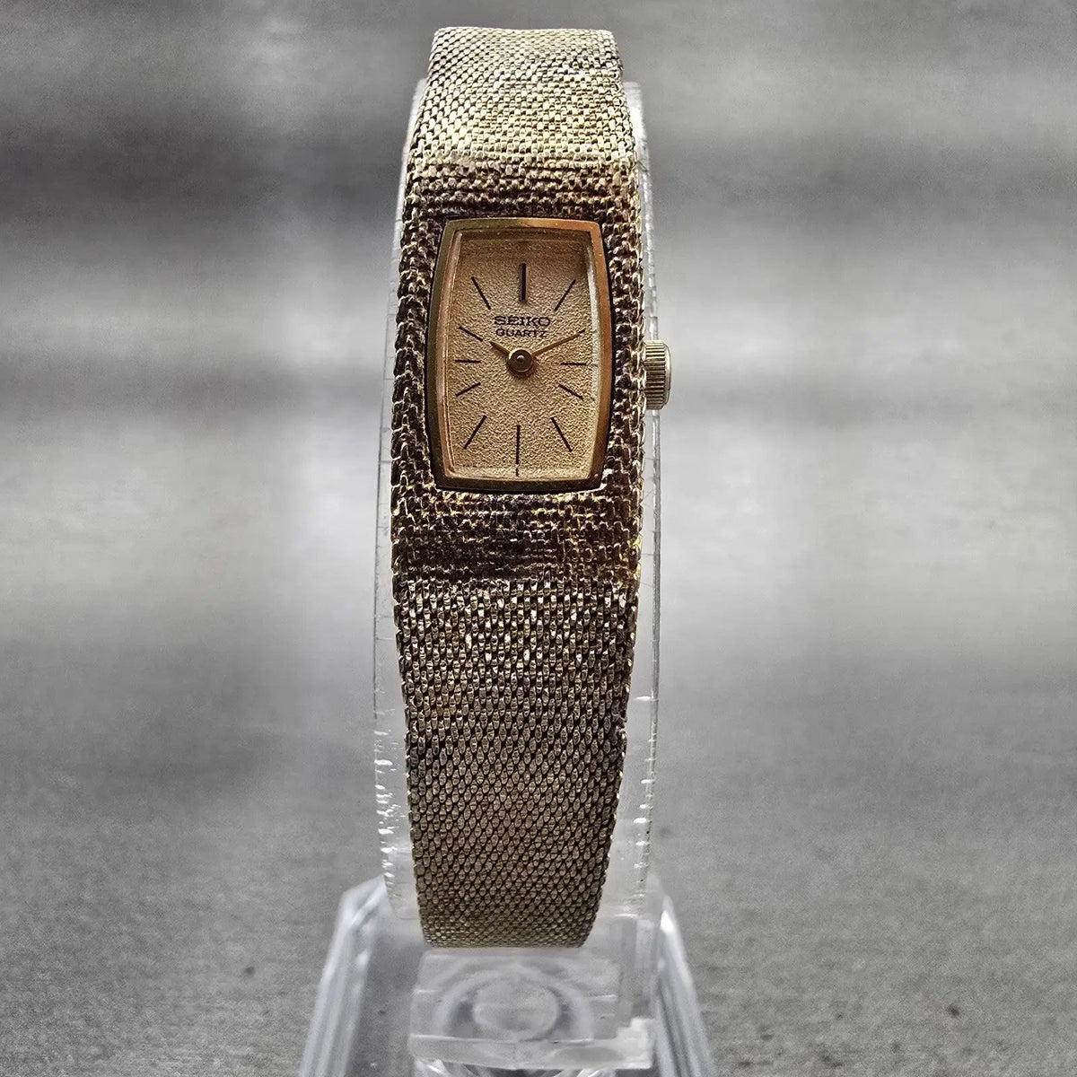 Seiko Tank Watch Women 12mm Gold Dial Gold Tone Rectangle 1320-5029 New Battery5
