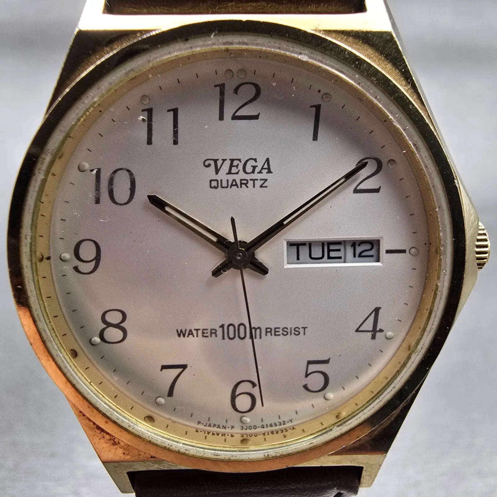 Citizen Vega Watch Men 35mm White Dial Gold Tone Daydate 3J00-406761 New Battery1