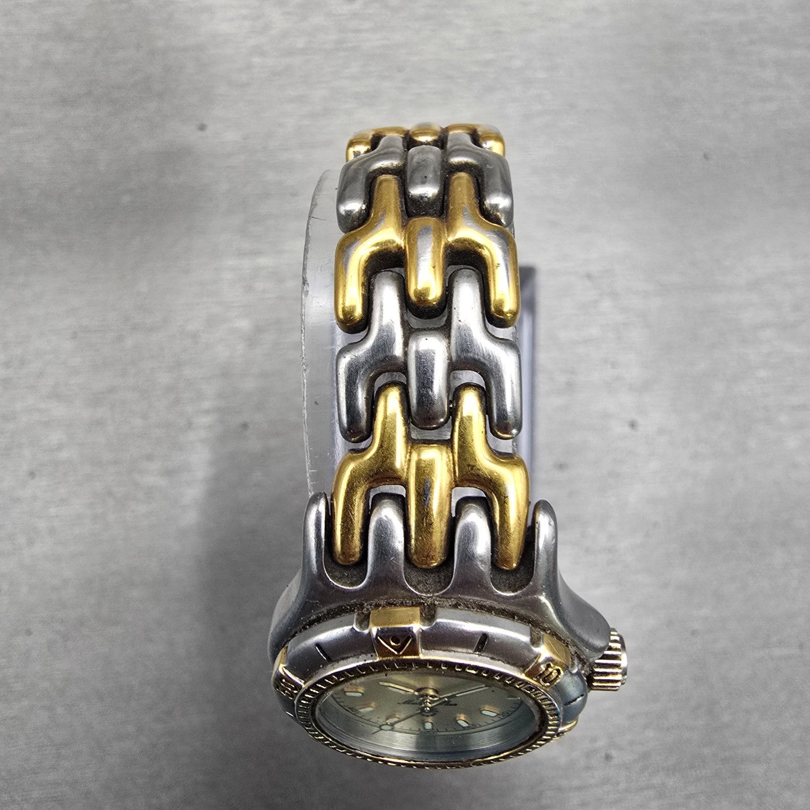 Bulova Marine Star Watch Women 24mm Champagne Dial Two Tone Date Round New Batt4