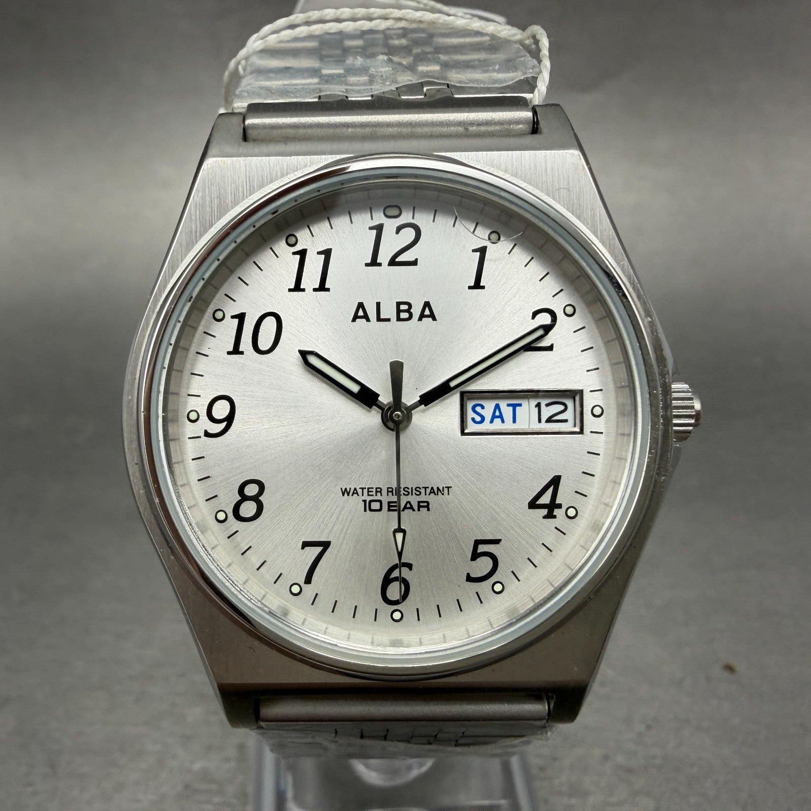 Seiko Alba Watch Men 35mm Silver Dial Silver Tone Daydate 7N43-K001 New Battery0