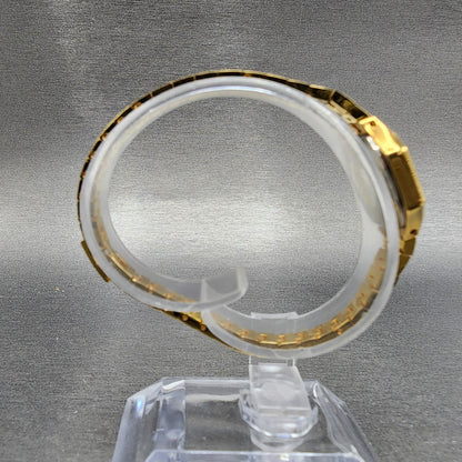 Citizen Watch Women 17mm Champagne Dial Gold Tone NOS 3220890809 New Battery10