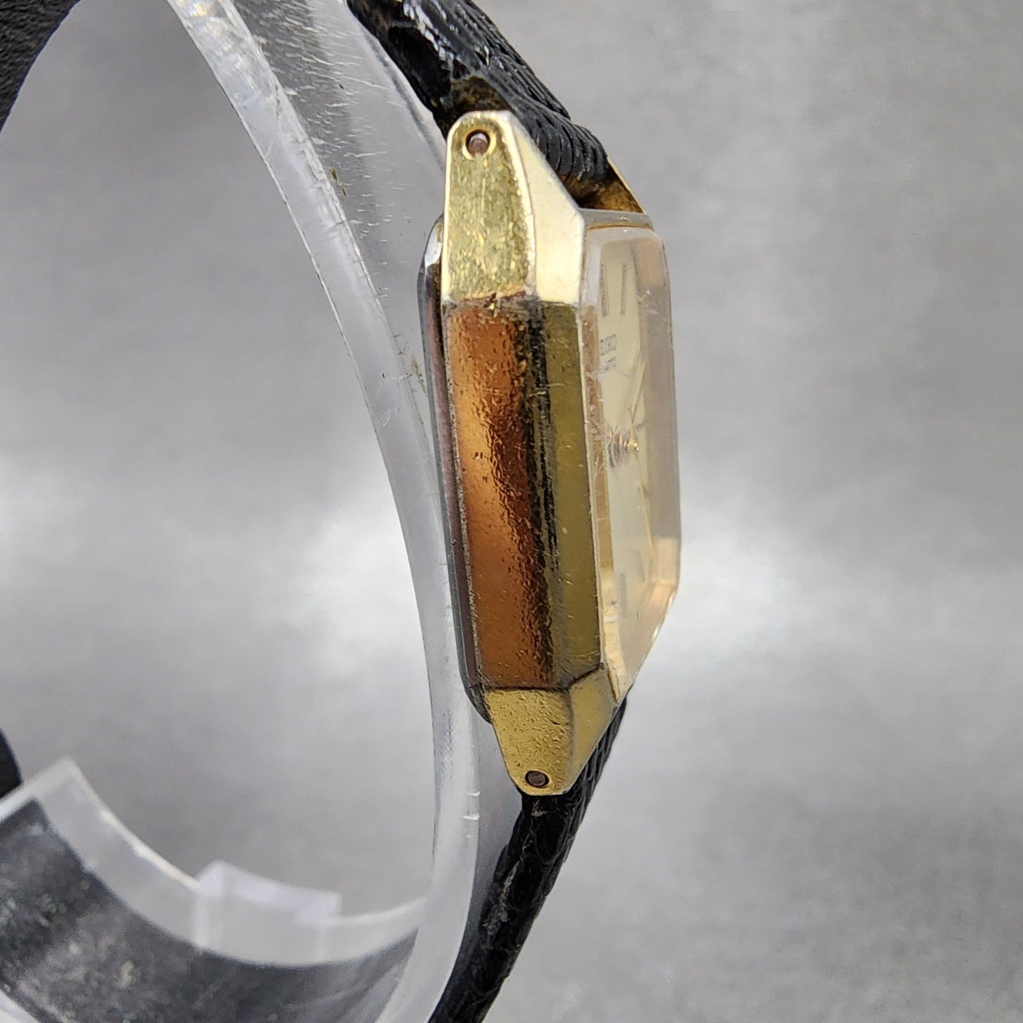 Seiko Tank Watch Women 19mm Champagne Dial Gold Tone 54215119 New Battery3