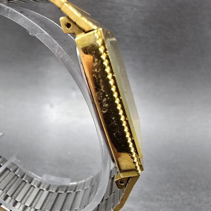 Waltham Tank Watch Men 27mm Gold Dial Gold Tone Rectangle New Battery VVTG3