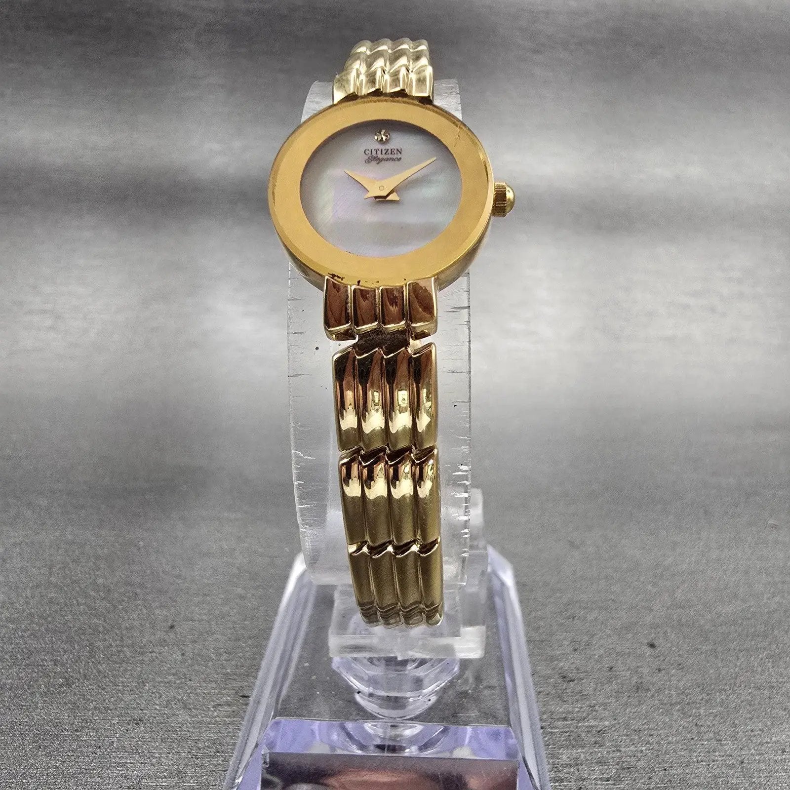 Citizen Elegance Watch Women 17mm MOP Dial Gold Tone Round 2200-242271 New Batt5