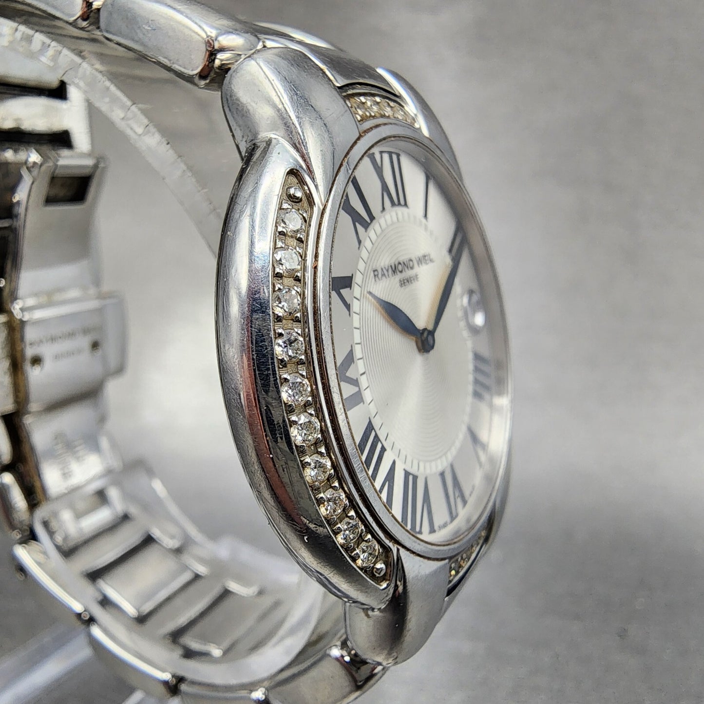 Raymond Weil Jasmine Watch Women 35mm White Dial Steel Diamond Bezel Date Works3