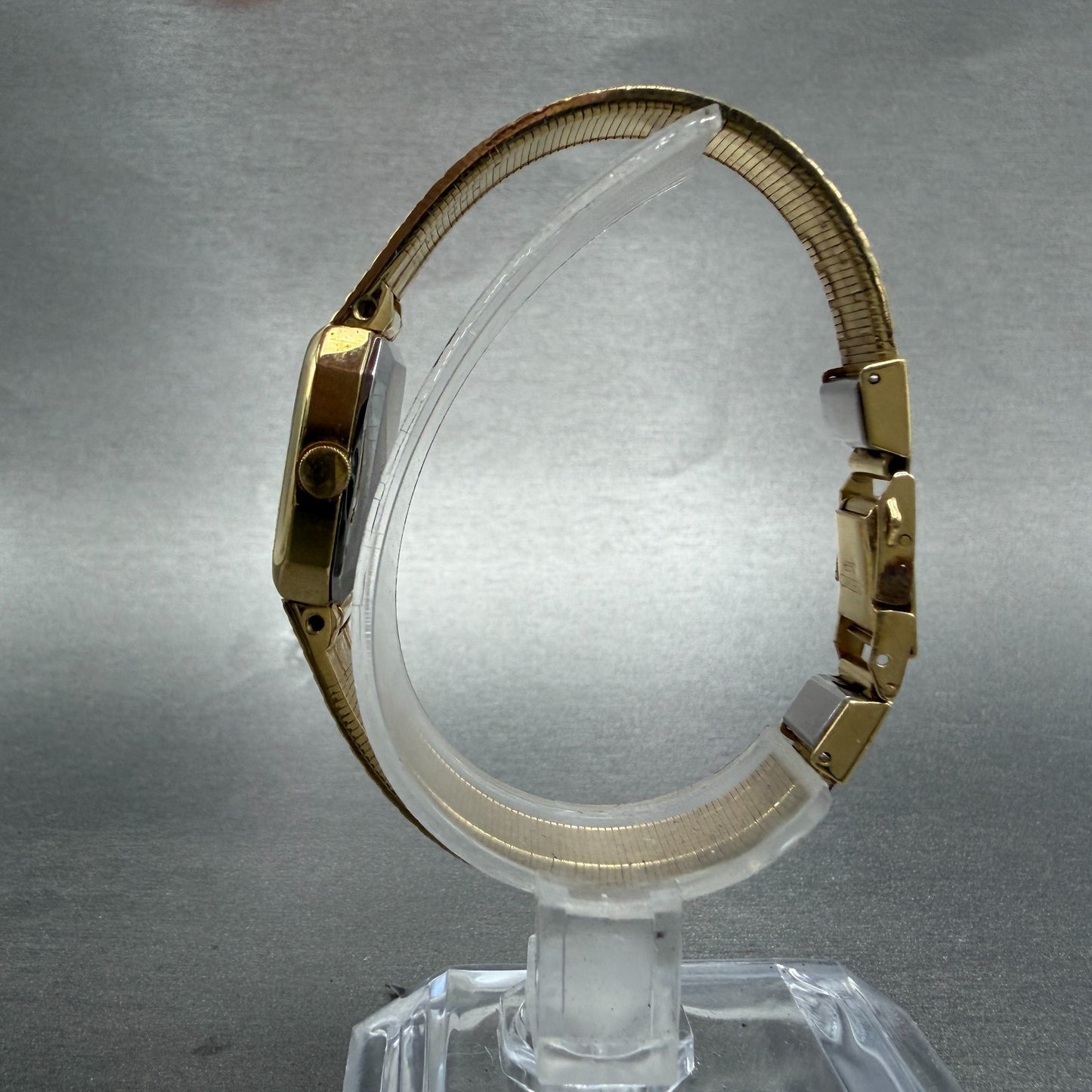 Seiko Watch Women 19mm Champagne Dial Gold Tone Rectangle 5421-5060 New Batt H9S6