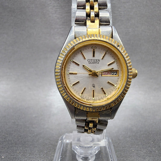 Citizen CQ Watch Women 25mm Silver Dial Two Tone Daydate 6000R00413 New Batt0