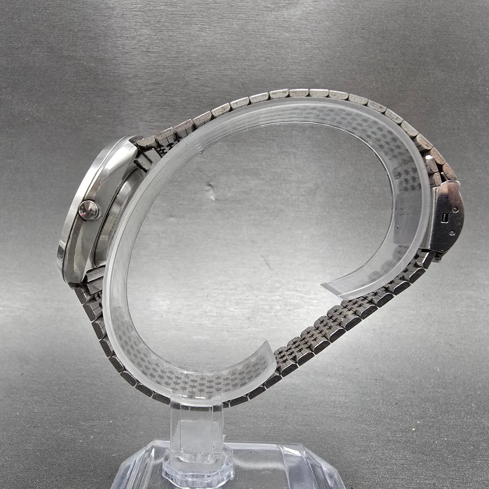 Seiko Emblem Watch Men 35mm Silver Dial Silver Tone Round 4120-9000 New BatteryK6