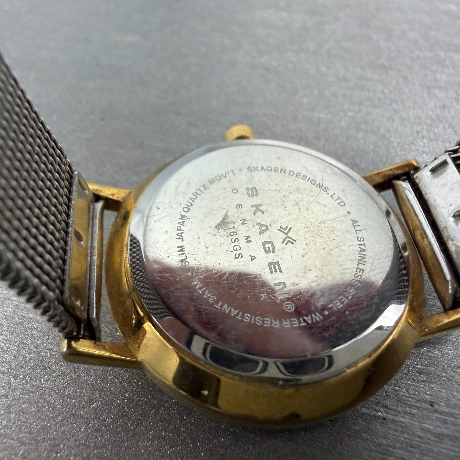 Skagen Watch Women 28mm Silver Dial Two Tone Date Round 16SGS New Battery ABCD9