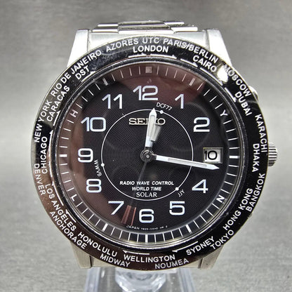 Seiko Solar World Time Watch Men 39mm Black Dial Titanium Date Atomic7B52 PARTS0