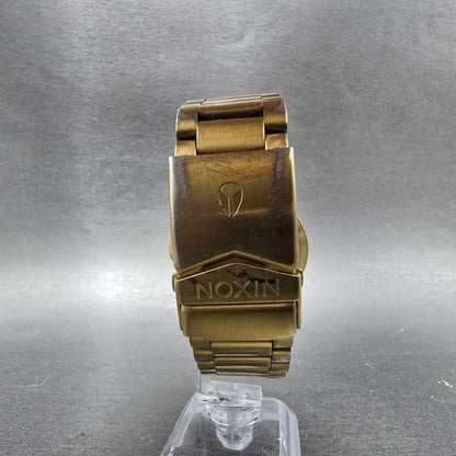Nixon Sentry Watch Men 42mm Black Dial Gold Tone Daydate Round New Battery7