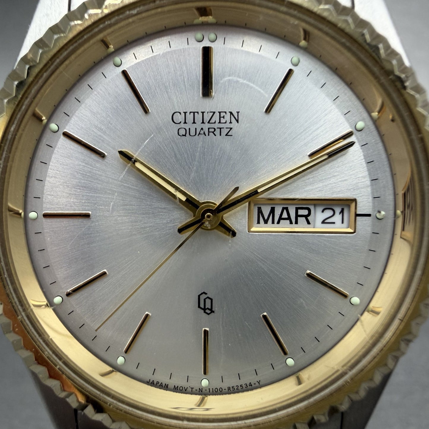 Citizen CQ President Watch Men 36mm Silver Dial Two Tone Daydate Round New batt1