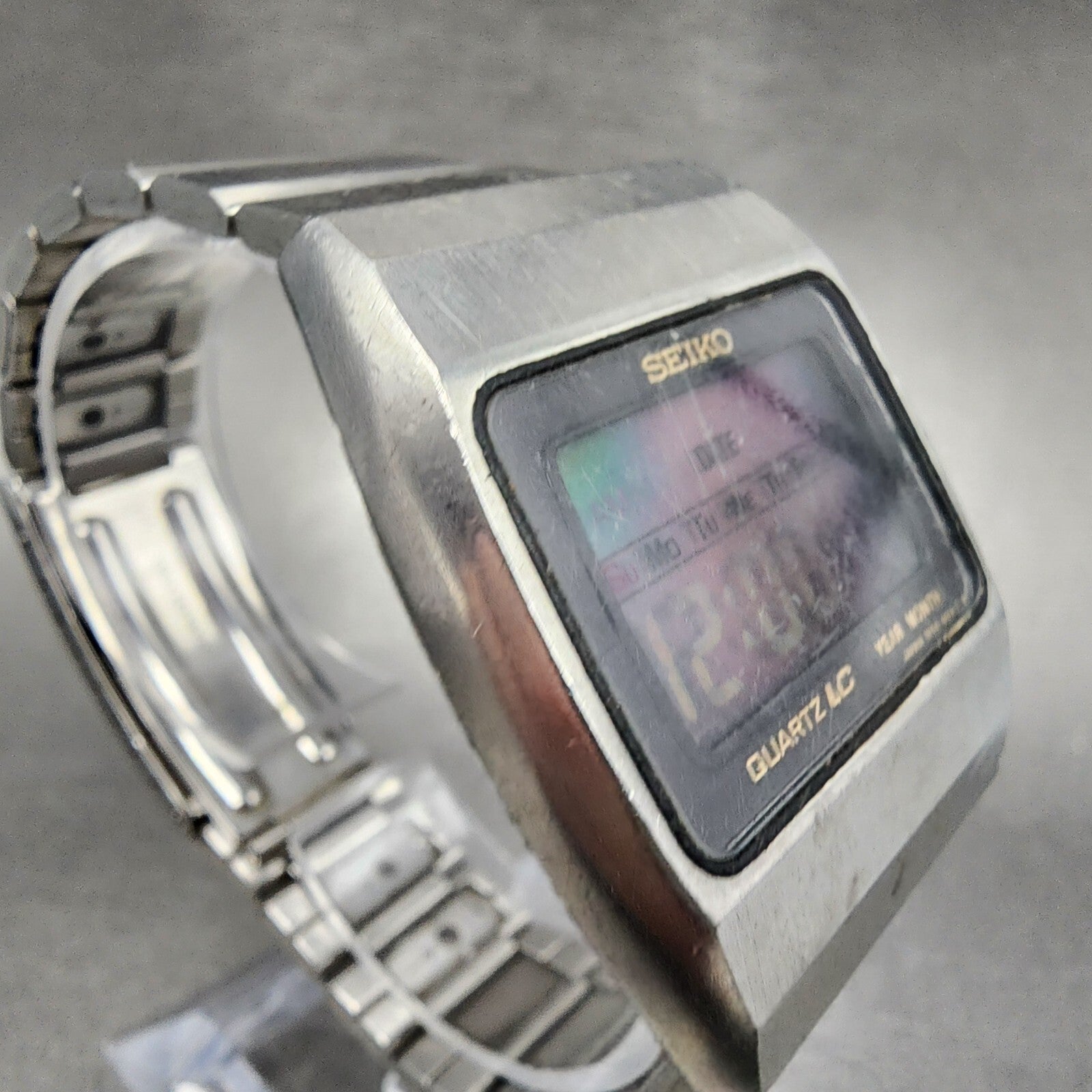 Seiko Digital Watch Men 34mm LCD Silver Tone Rectangle M1544019 PARTS4