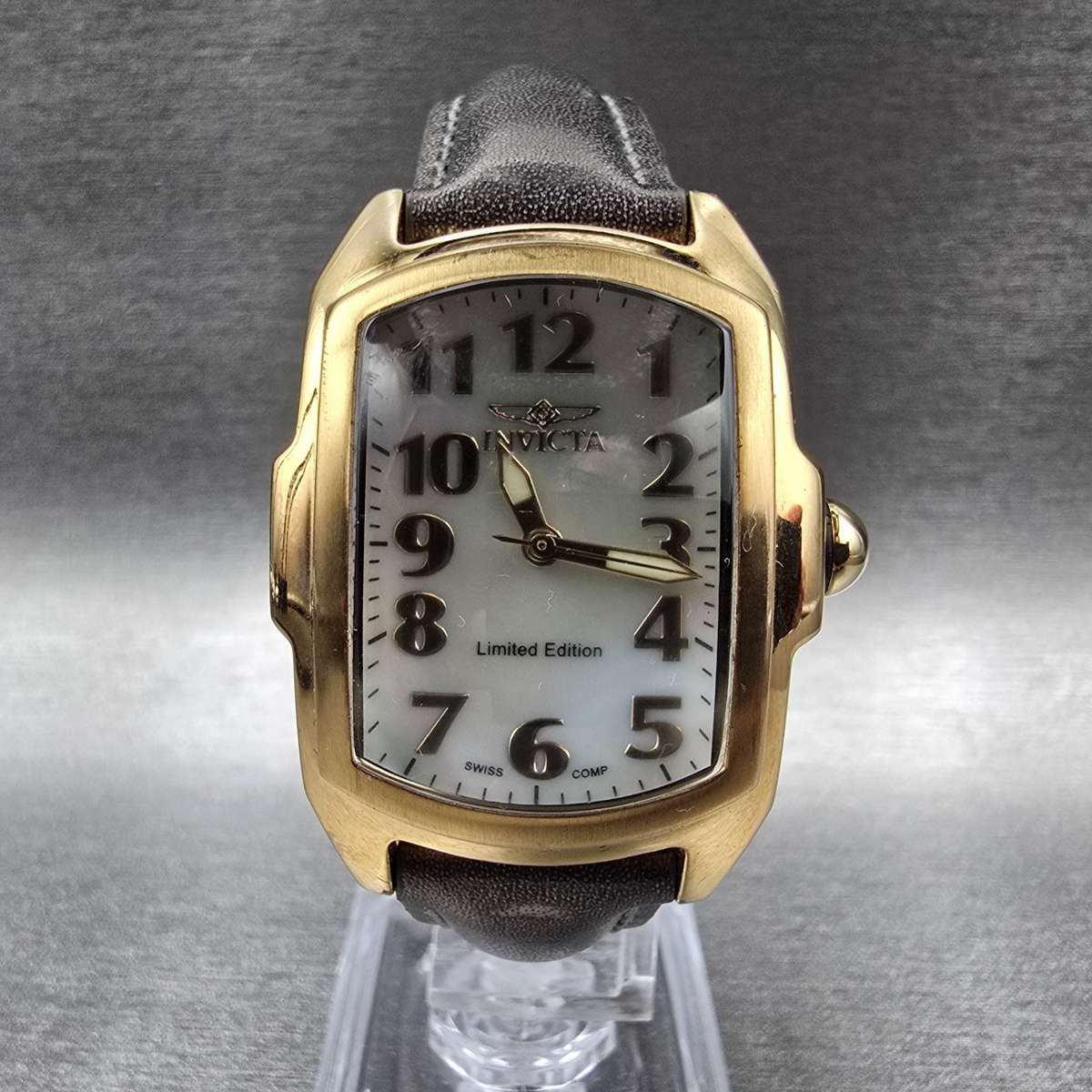 Invicta Lupah Watch Women 30mm MOP Dial Gold Tone Rectangle 6748 New Battery0