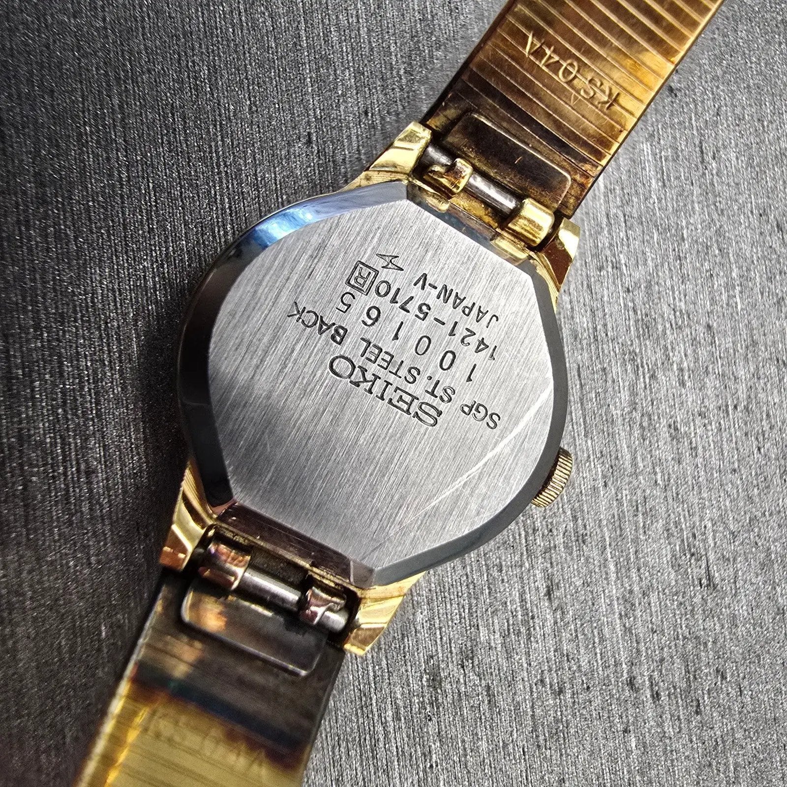 Seiko Watch Women 20mm Gold Dial Gold Tone Oval 1421-5710 New Battery Vintage10