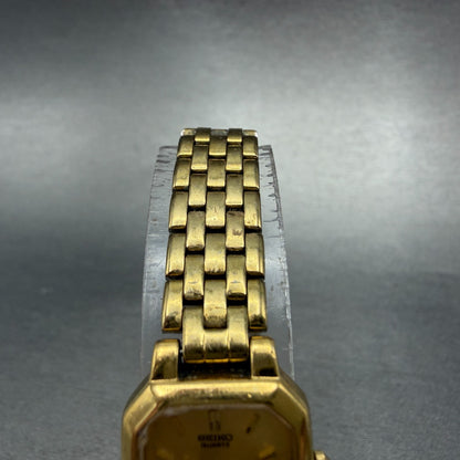 Seiko Watch Women 17mm Champagne Dial Gold Tone Octagon V400-5608 New Battery4