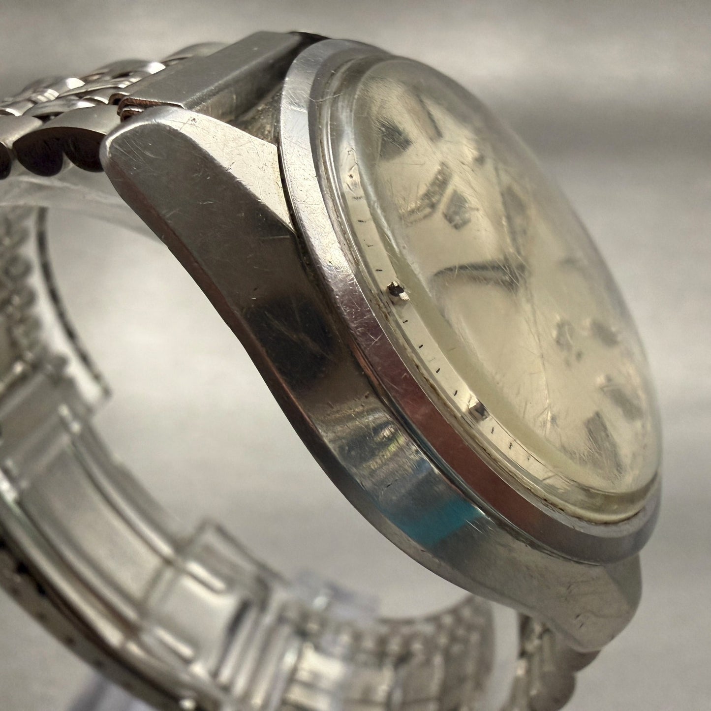 Seiko 5 Watch Men 37mm Silver Dial Silver Tone Daydate Round 5139-8000 Runs3