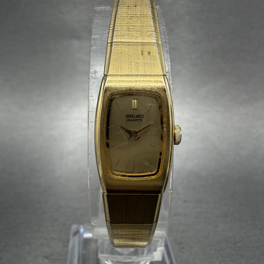 Seiko Tank Watch Women 13mm Champagne Dial Gold Tone Rectangle 2e205139 NewBatt0