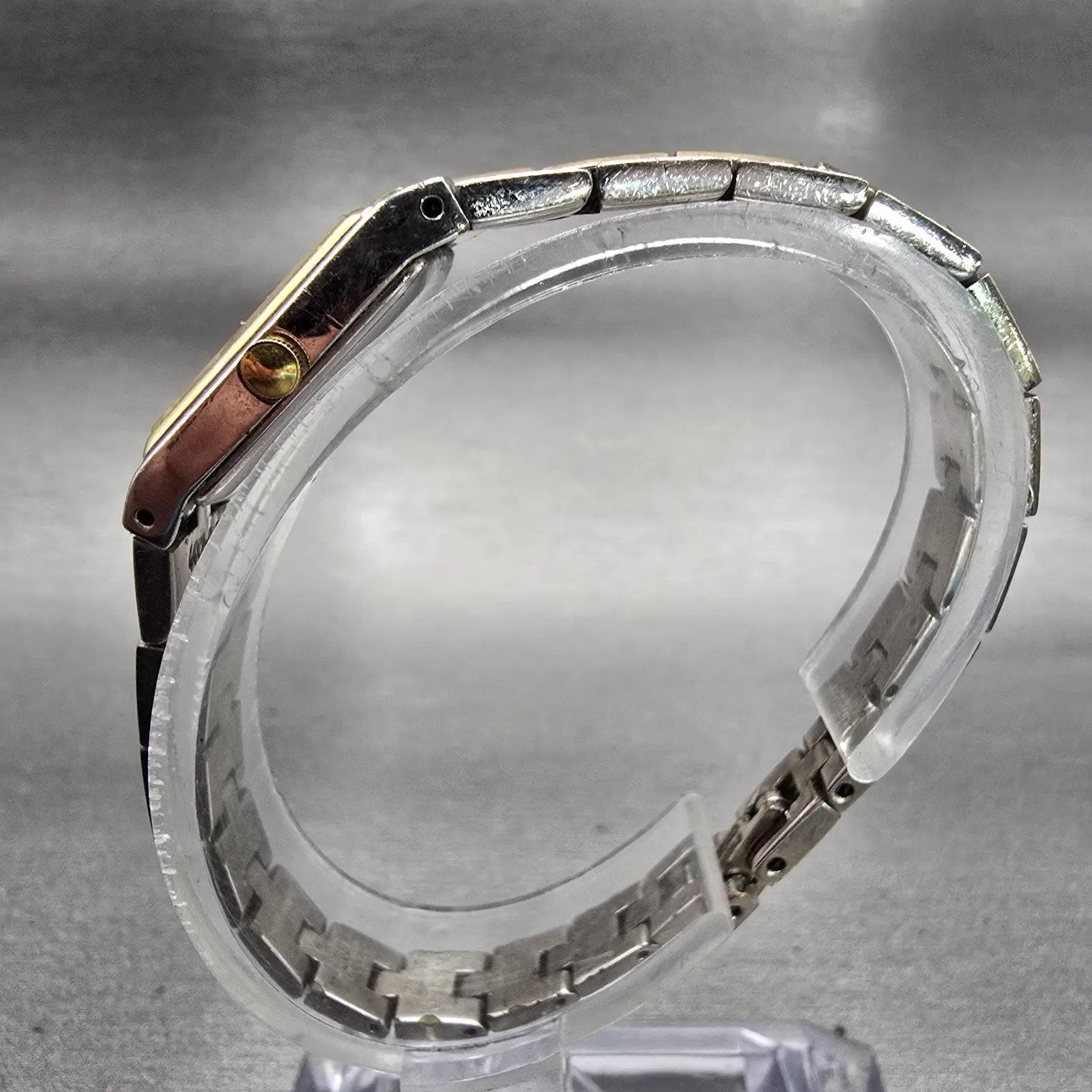Seiko Watch Women 13mm Black Dial Gold Tone Rectangle 2E20-7479 New Battery VTG6