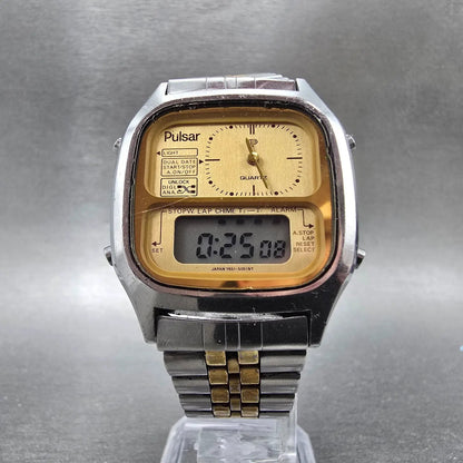 Pulsar Analog Digital Watch Men 33mm Gold Dial Two Tone Alarm Chronograph NewBat5