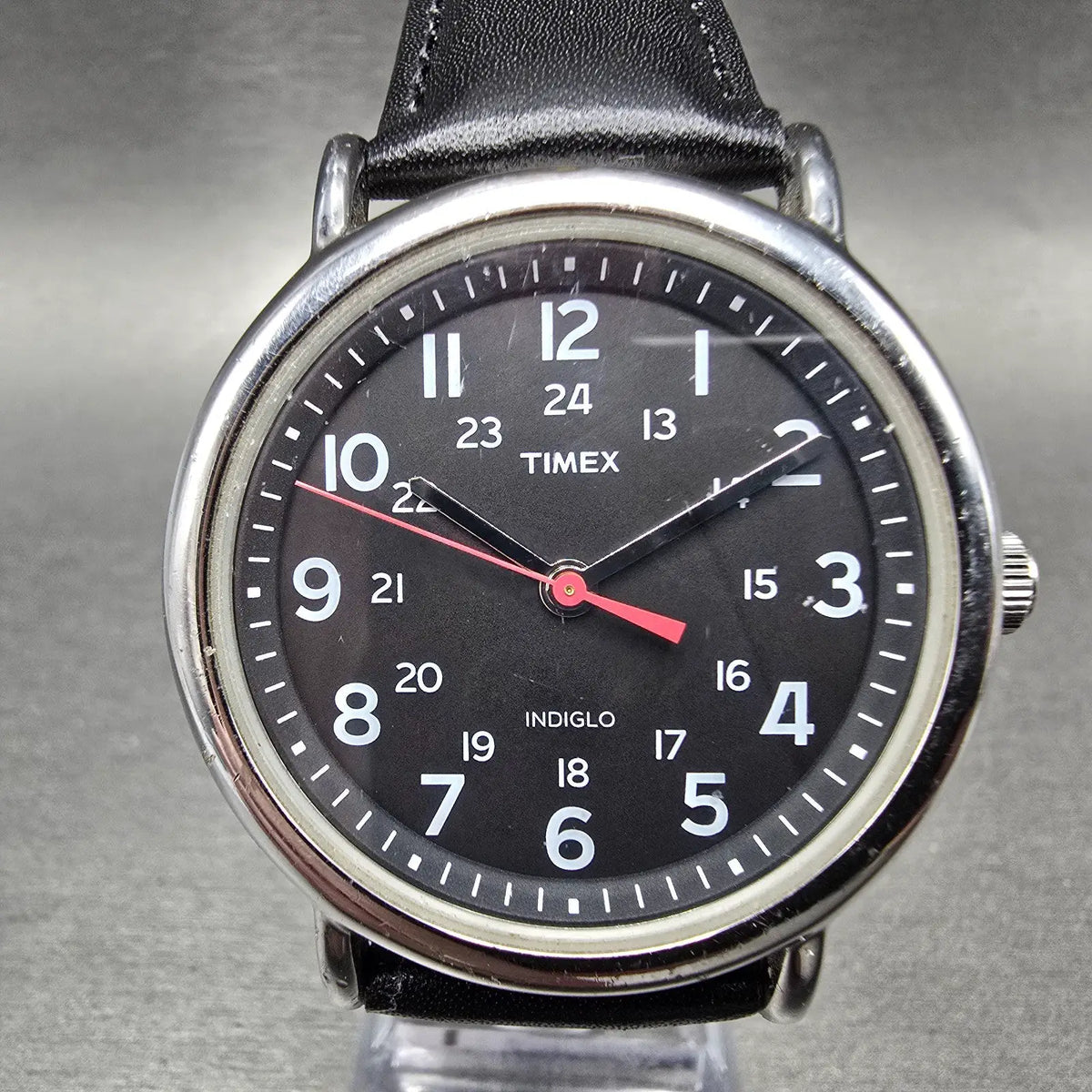 Timex Weekender Watch Men 38mm Black Dial Silver Tone Round T2N647 New Battery 10