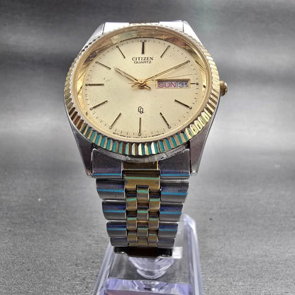 Citizen CQ Watch Men 34mm Champagne Dial Two Tone Daydate 6100-R00405 New Batt5