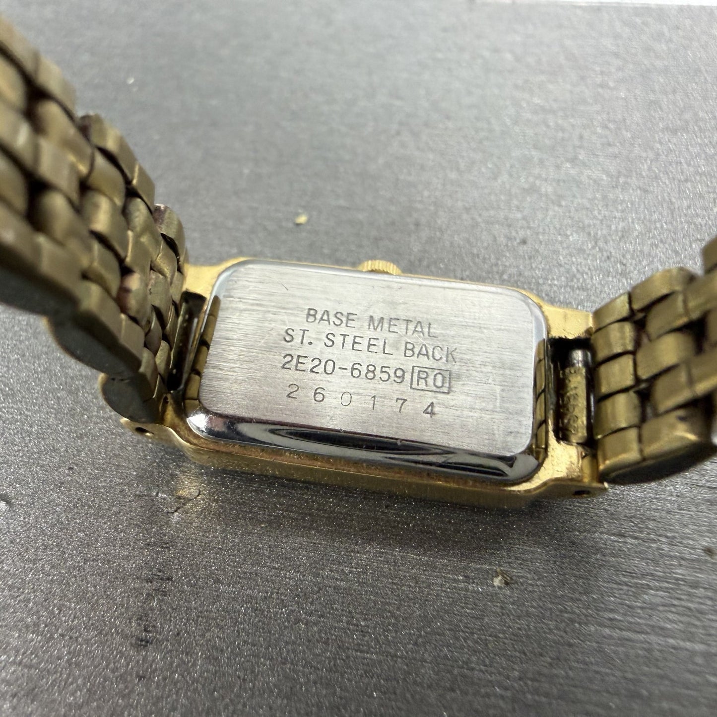 Seiko Tank Watch Women 13mm Silver Tone Gold Tone Rectangle 2e20-6859 NewBatt FG9