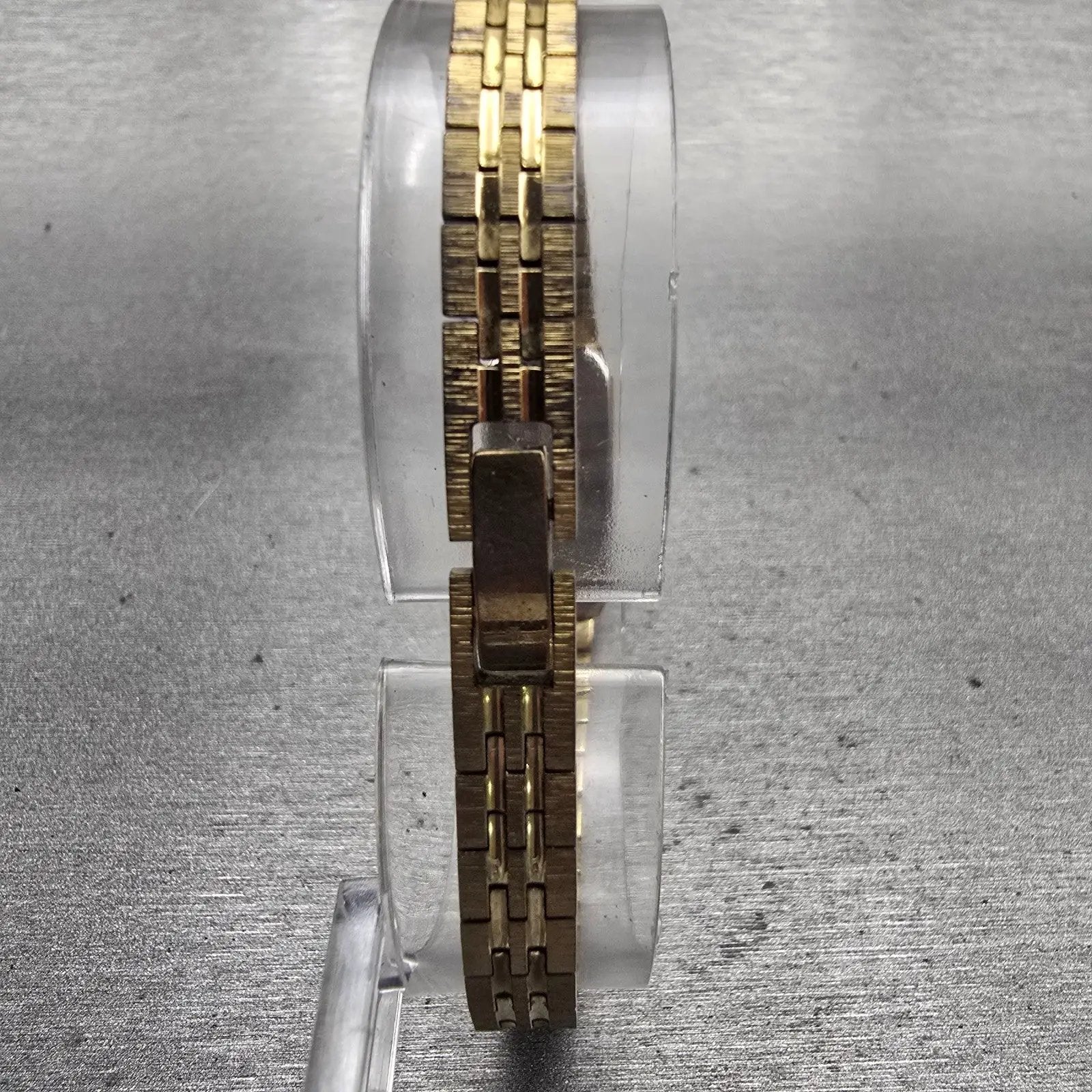 Citizen CQ Watch Women 13mm Champagne Dial Gold Tone 5421-S18523 New Battery VTG7