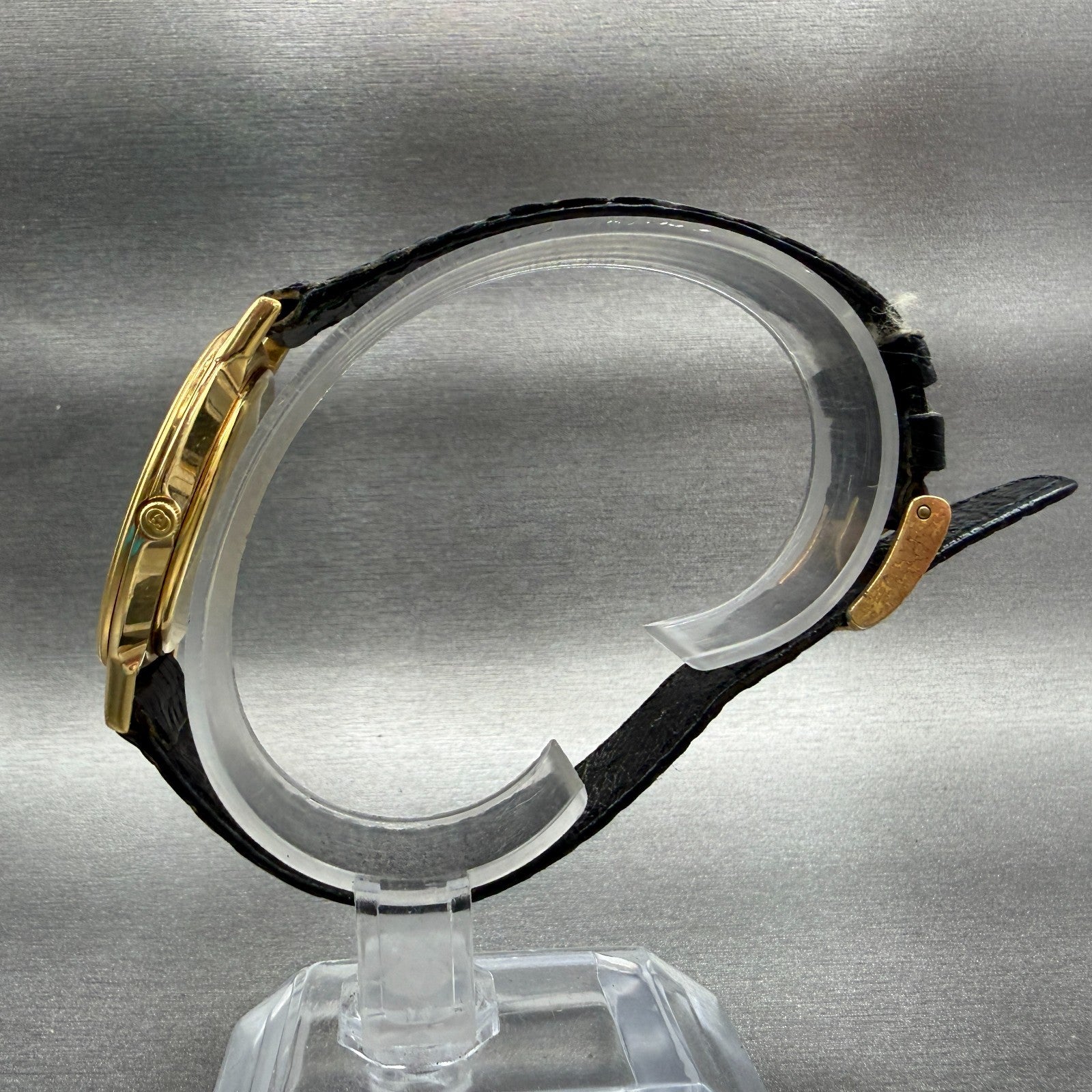 Gucci 3000M Watch Men 33mm Black Dial Gold plated Round Vintage PARTS7
