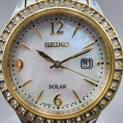 Seiko Solar Watch Women 28mm MOP Dial Two tone Date Round V1370AA0 Runs1