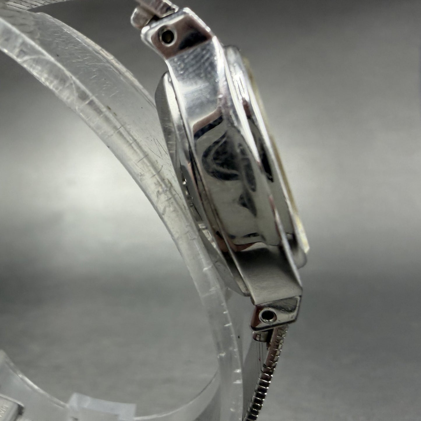Citizen CQ Watch Women 18mm Silver Dial Silver Tone Oval 4-752104 New Battery3