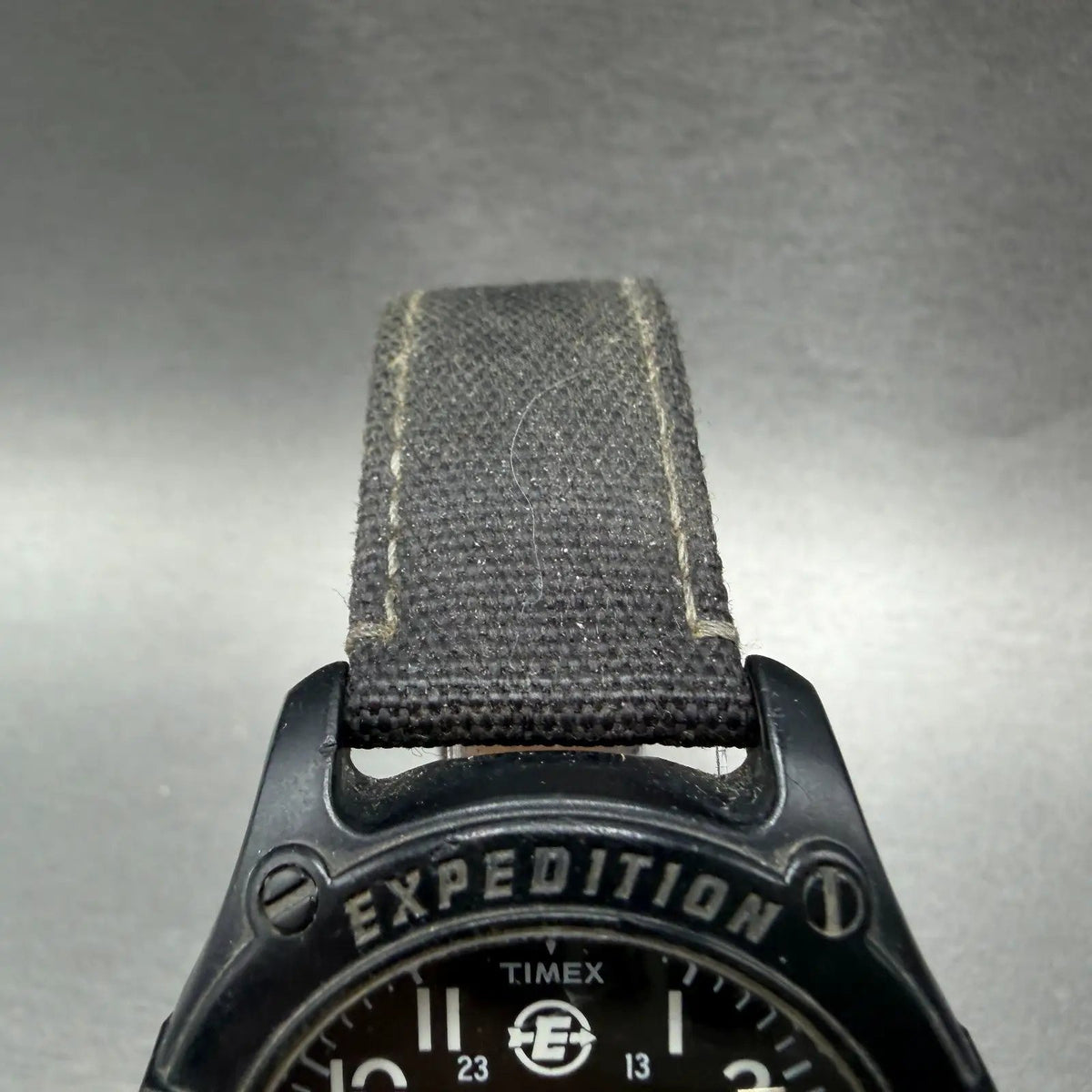 48304854