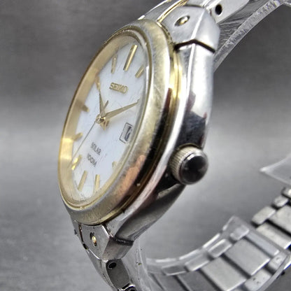 Seiko Solar Watch Women 30mm White Dial Two Tone Date Round V137-0AX0 Runs JP2