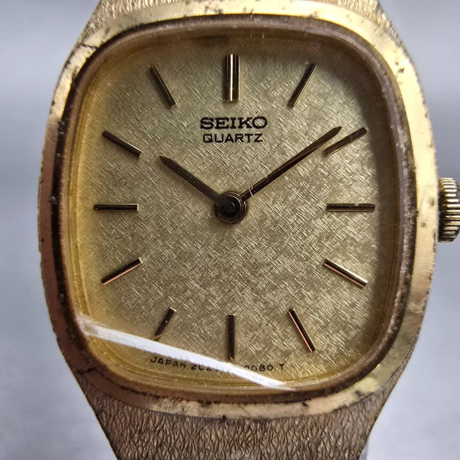 Seiko Watch Women 18mm Champagne Dial Gold Tone Oval 2C20-5029 New Battery VTG1